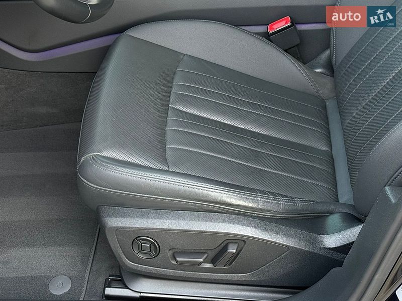 Седан Audi A6 2022 в Тернополі
