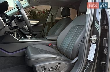 Седан Audi A6 2022 в Тернополе
