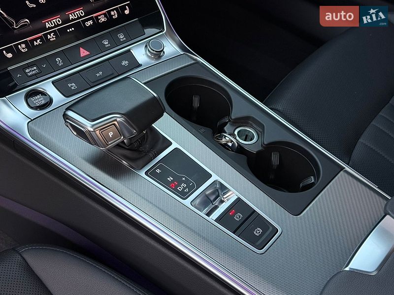 Седан Audi A6 2022 в Тернополі