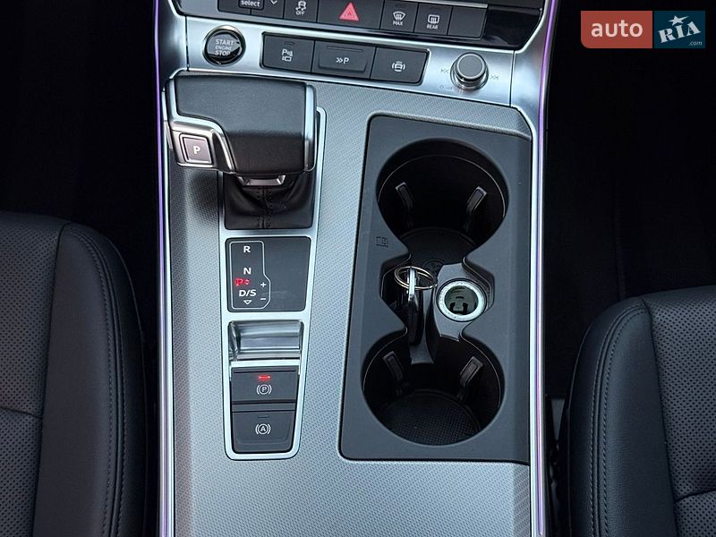 Седан Audi A6 2022 в Тернополі