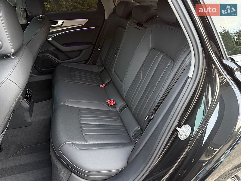 Седан Audi A6 2022 в Тернополе