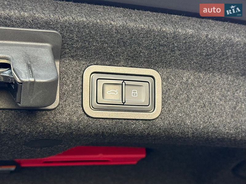 Седан Audi A6 2022 в Тернополе