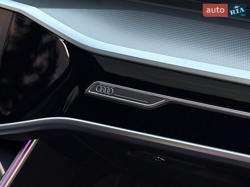 Седан Audi A6 2022 в Тернополі