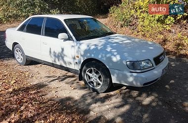 Седан Audi A6 1997 в Теофиполе