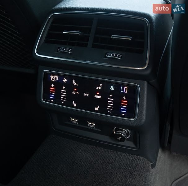 Седан Audi A6 2019 в Черновцах