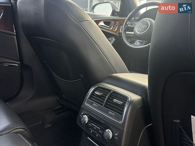 Седан Audi A6 2014 в Львове