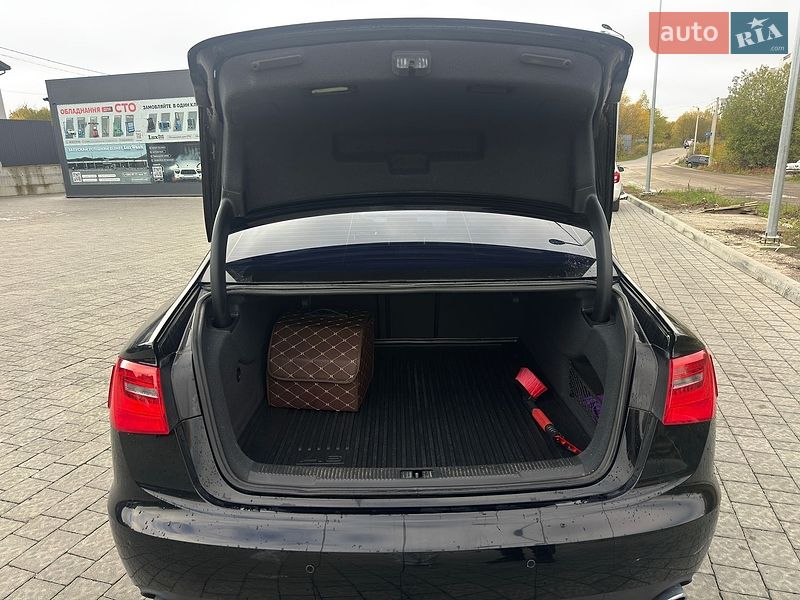 Седан Audi A6 2014 в Львове