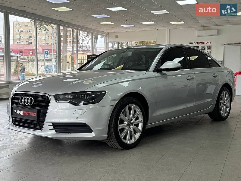 Седан Audi A6 2012 в Киеве