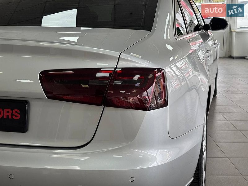 Седан Audi A6 2012 в Киеве