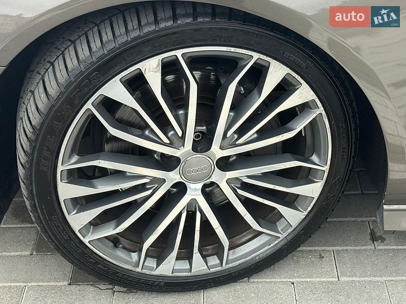 Седан Audi A6 2016 в Ровно
