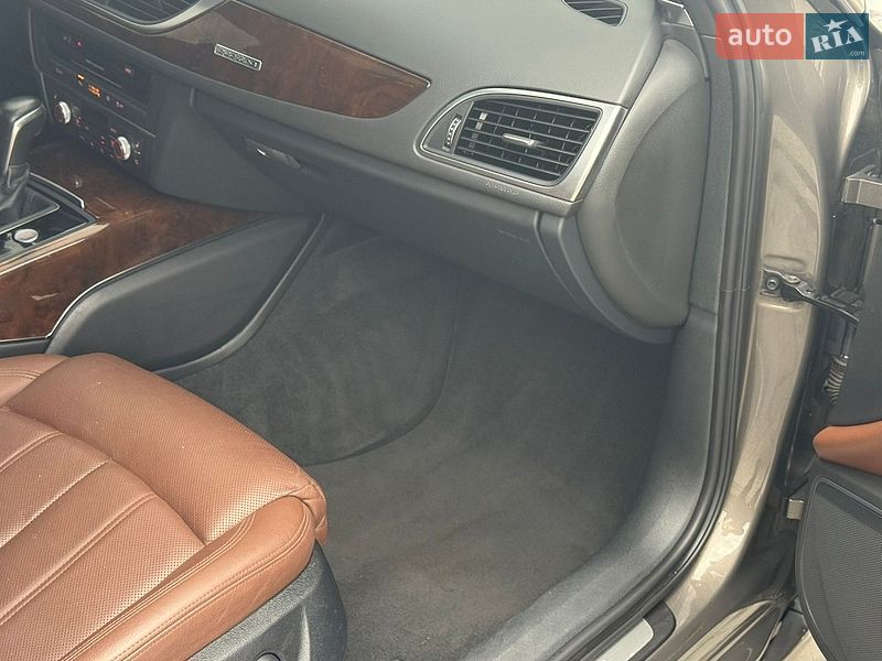 Седан Audi A6 2016 в Ровно