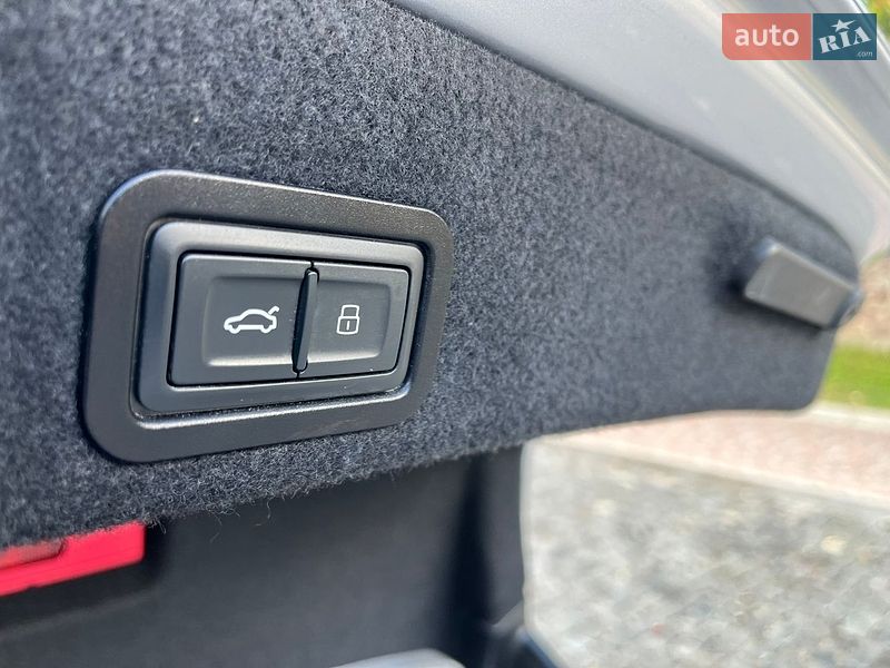 Седан Audi A6 2018 в Киеве