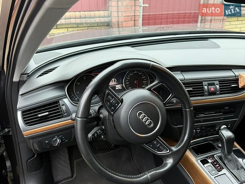 Седан Audi A6 2015 в Стрию
