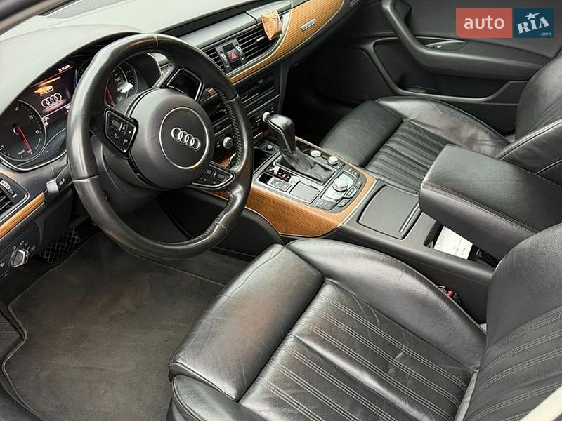 Седан Audi A6 2015 в Стрию