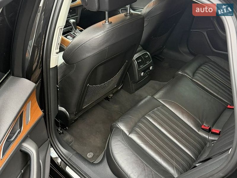 Седан Audi A6 2015 в Стрию
