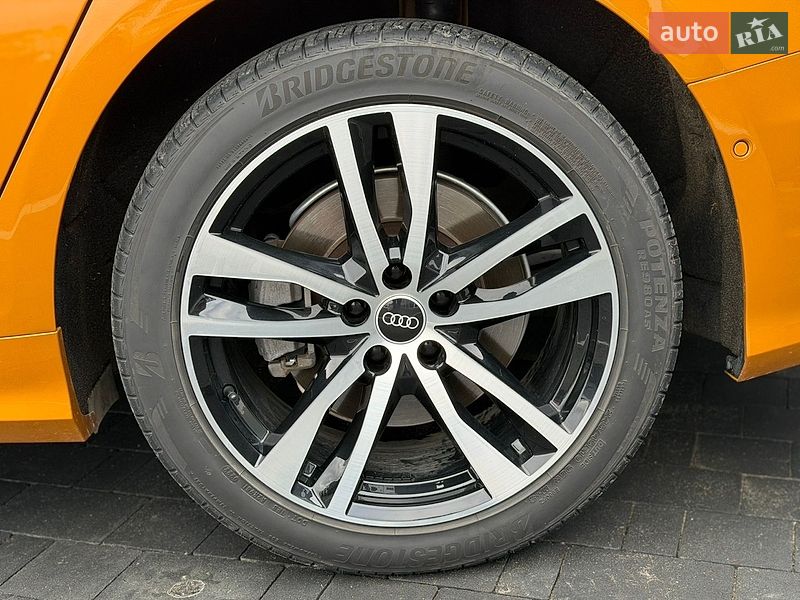 Седан Audi A6 2020 в Луцке