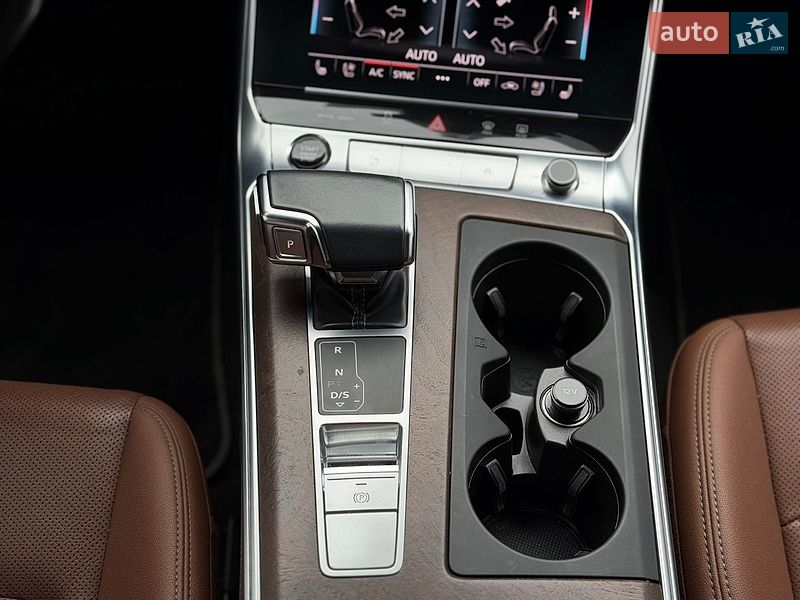 Седан Audi A6 2020 в Луцке