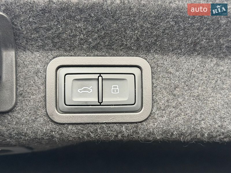 Седан Audi A6 2020 в Луцке