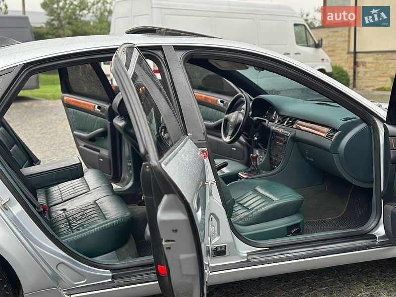 Седан Audi A6 1998 в Жовкве