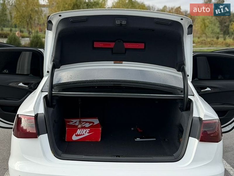 Седан Audi A6 2013 в Вінниці