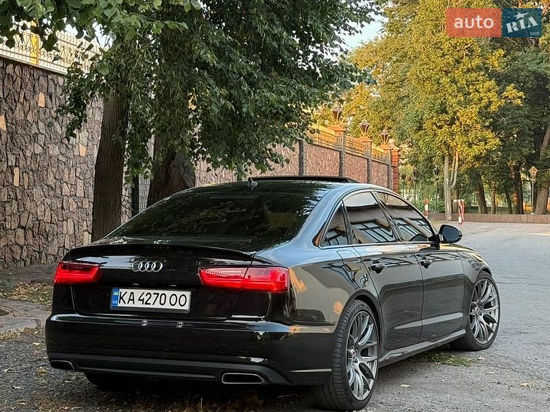 Седан Audi A6 2015 в Звягеле