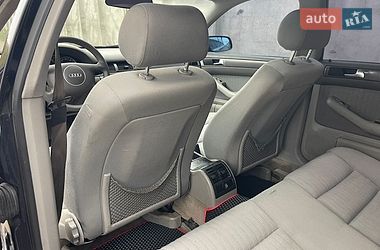 Седан Audi A6 2001 в Сарнах