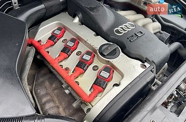 Седан Audi A6 2001 в Сарнах