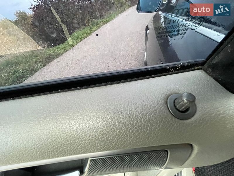 Седан Audi A6 2001 в Сарнах