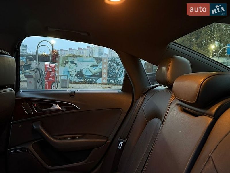Седан Audi A6 2015 в Киеве