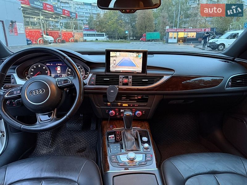 Седан Audi A6 2015 в Киеве