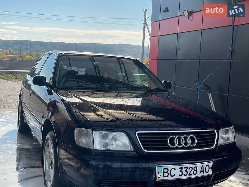Седан Audi A6 1995 в Львові