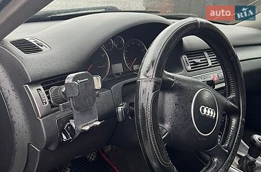 Седан Audi A6 2002 в Хотині