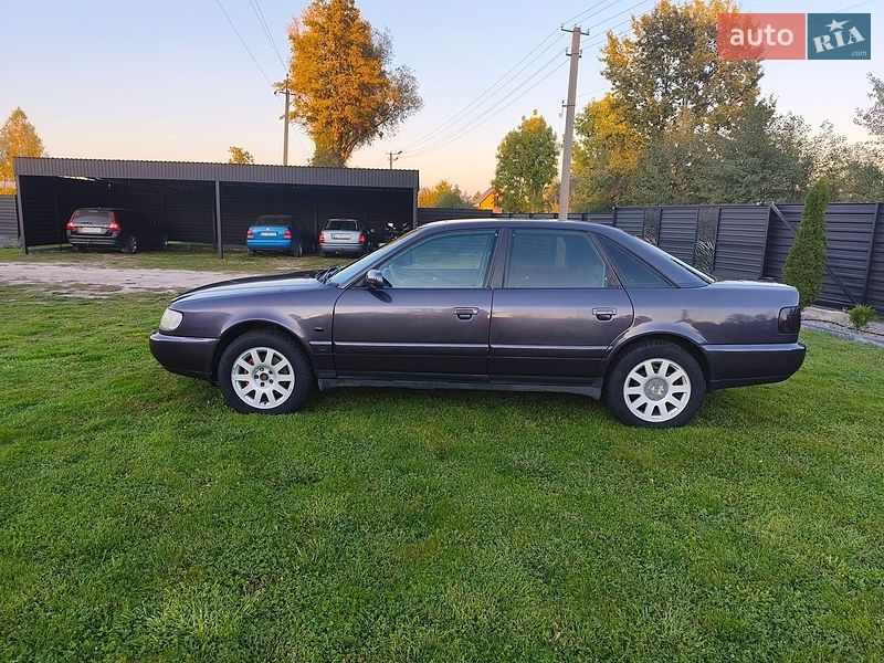 Седан Audi A6 1995 в Старій Вижівці