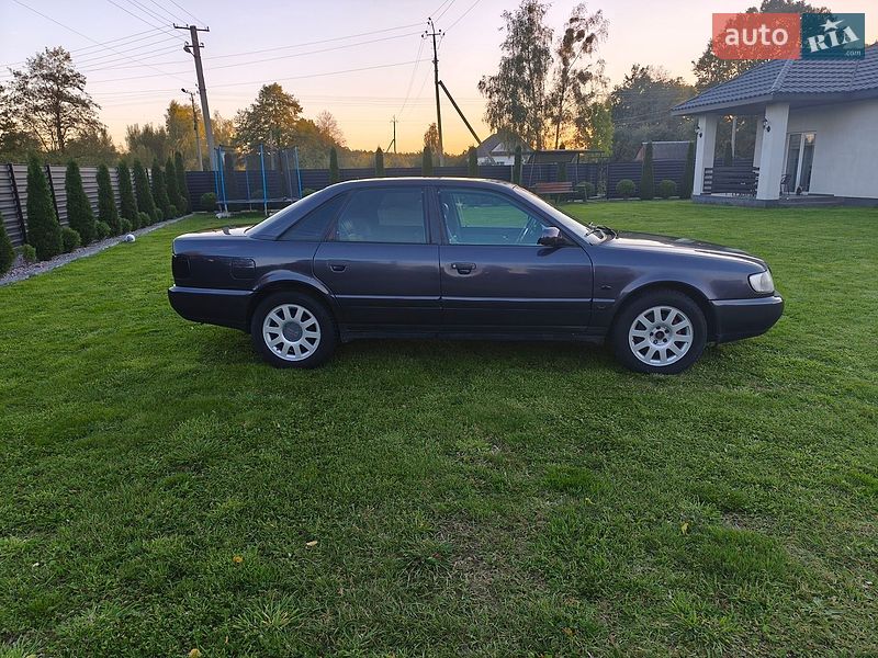 Седан Audi A6 1995 в Старій Вижівці