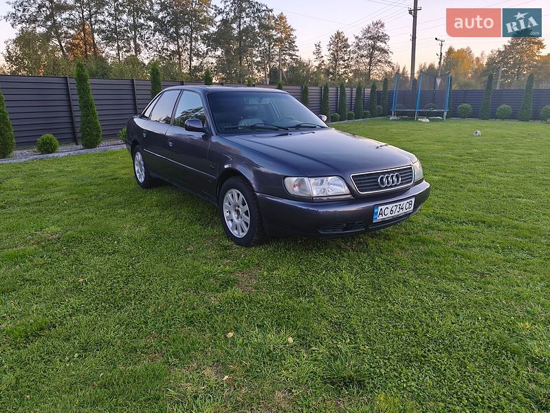 Седан Audi A6 1995 в Старій Вижівці