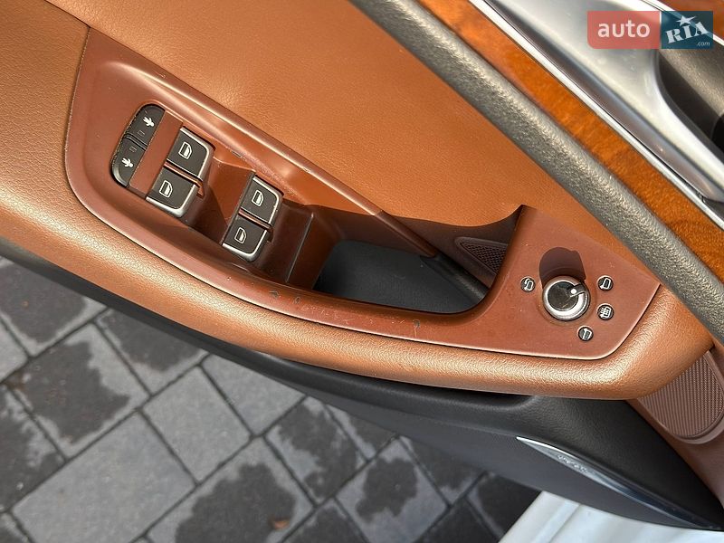 Седан Audi A6 2013 в Львове