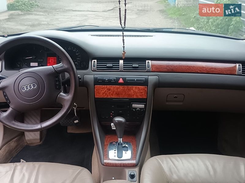 Универсал Audi A6 2001 в Черкассах