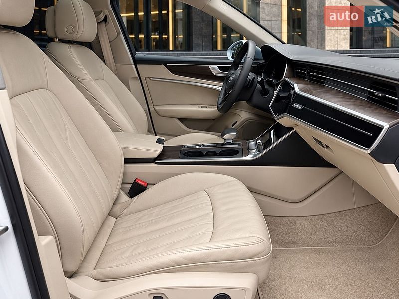 Седан Audi A6 2019 в Киеве