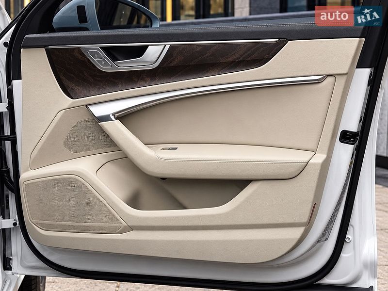 Седан Audi A6 2019 в Киеве