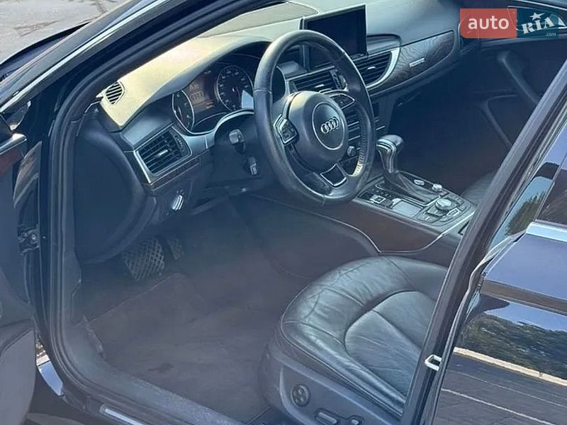 Седан Audi A6 2012 в Луцке