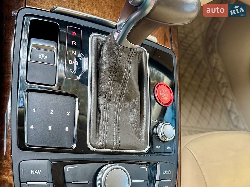 Седан Audi A6 2014 в Киеве
