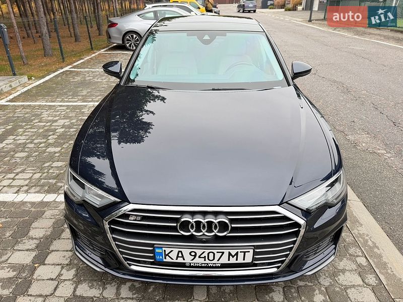 Седан Audi A6 2022 в Киеве