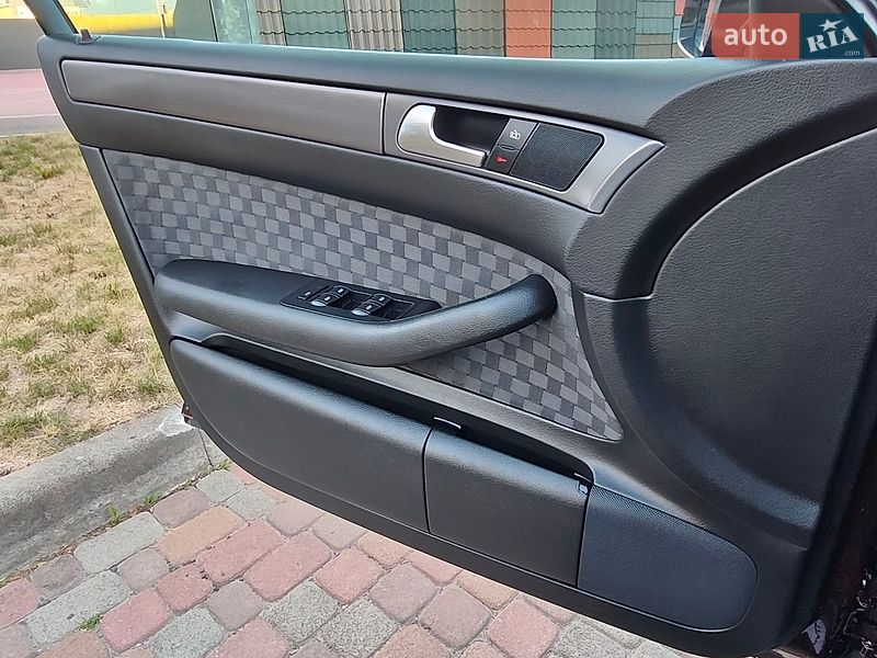 Седан Audi A6 2001 в Сарнах