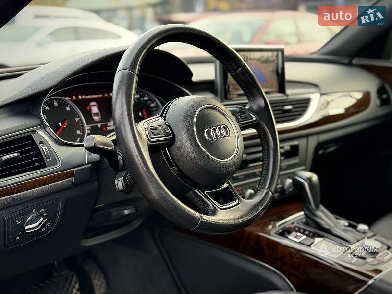 Седан Audi A6 2015 в Киеве