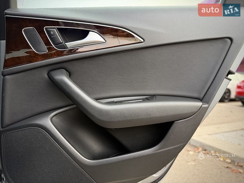 Седан Audi A6 2015 в Киеве