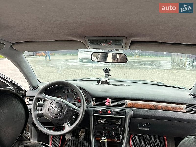 Седан Audi A6 2000 в Владимире
