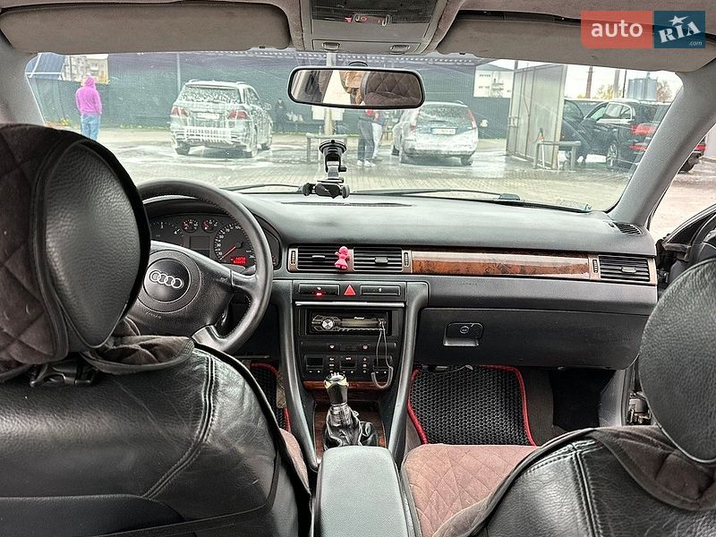 Седан Audi A6 2000 в Владимире