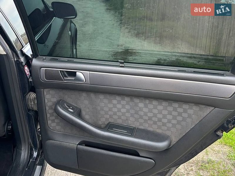 Универсал Audi A6 2004 в Запорожье