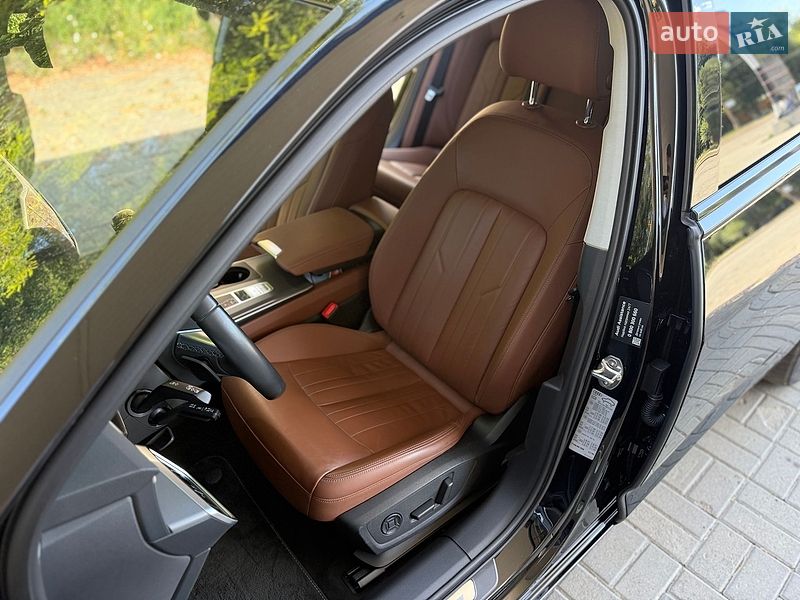 Седан Audi A6 2023 в Днепре