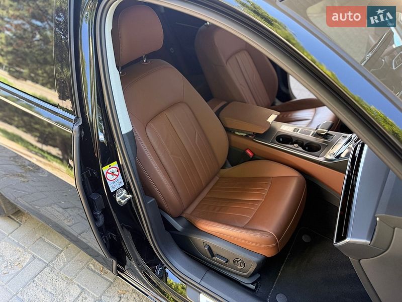 Седан Audi A6 2023 в Днепре